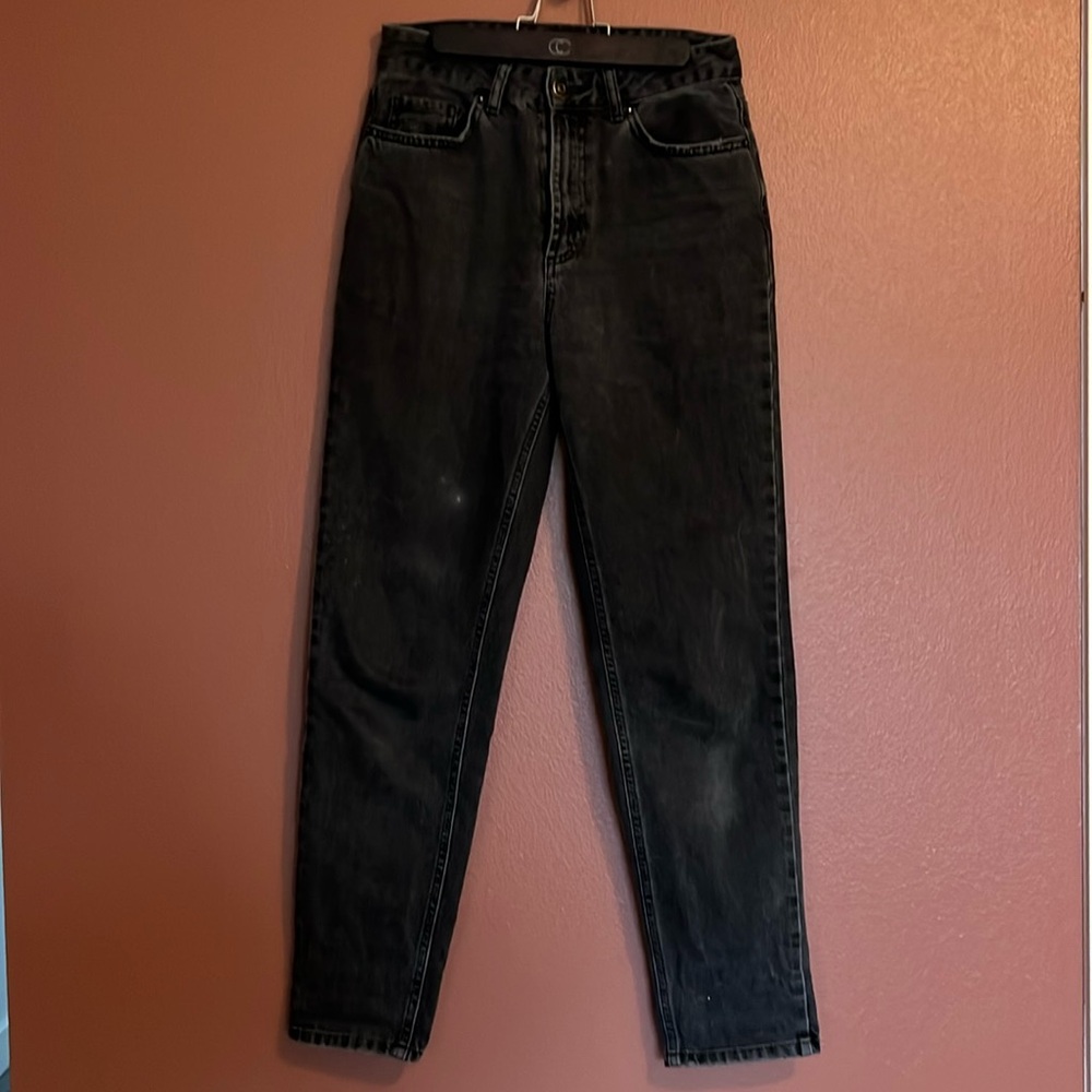 BDG Urban Oufiters black Mom jeans